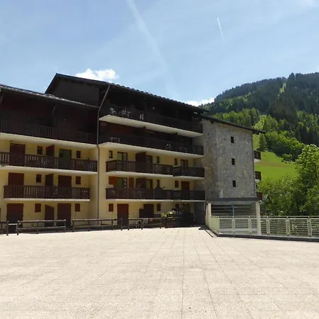 A Areches-beaufort Avec Terrasse, Piscine Et Parking, Ideal Pour 4 Personnes - Fr-1-342-139 Apartment