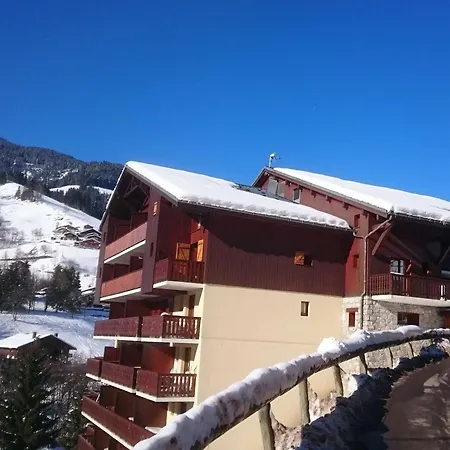 A Areches-beaufort Avec Terrasse, Piscine Et Parking, Ideal Pour 4 Personnes - Fr-1-342-139 Apartment Areches